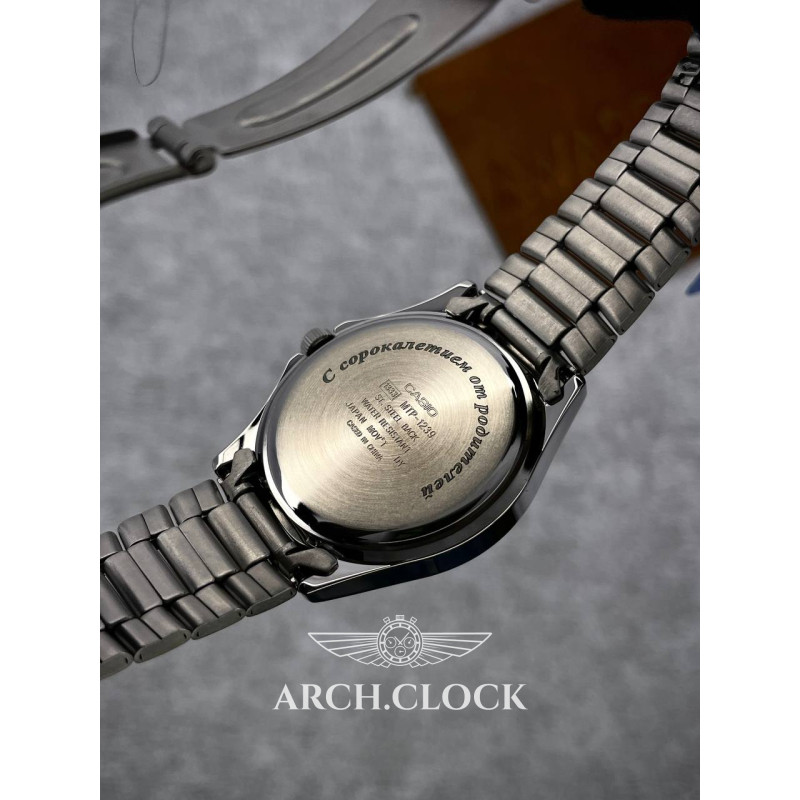 Гравіювання на задній кришці, фото 6