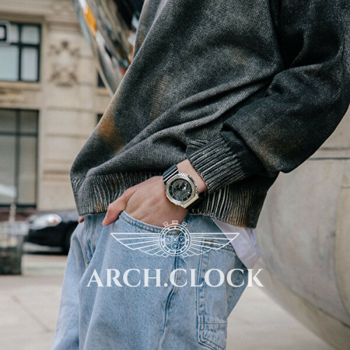 Casio G-SHOCK GM-2100-1AER