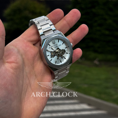 AWARDER UA OCTAGON SILVERS