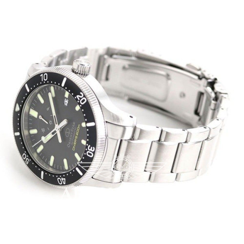 Star Black Dial RK-AU0309B Diver 200M Automatic