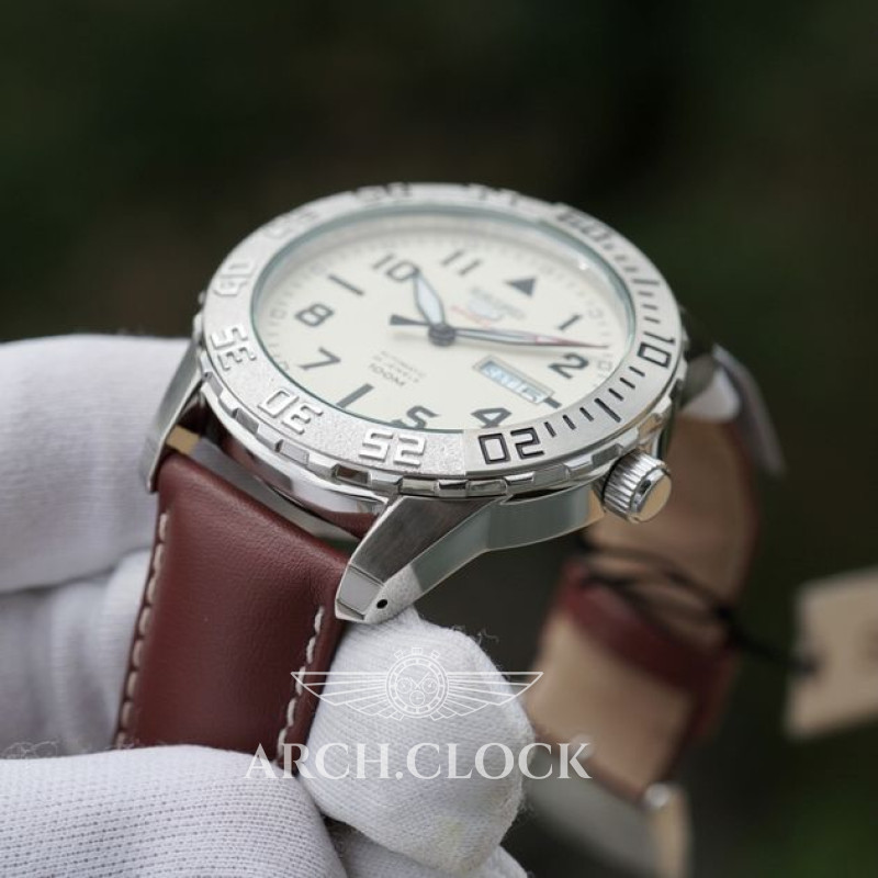 Годинник Seiko 5 SRP757K1 Sports Automatic Cream Dial, фото 11