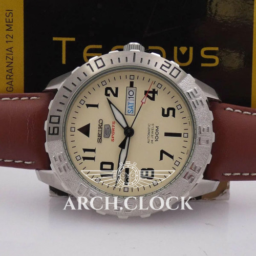 Seiko 5 SRP757K1 Sports Automatic Cream Dial