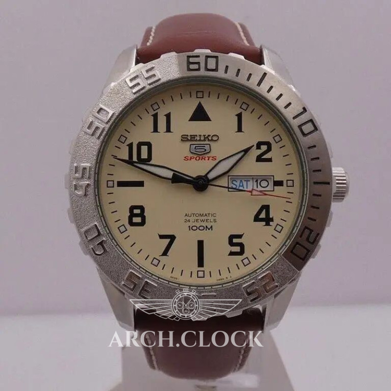 Годинник Seiko 5 SRP757K1 Sports Automatic Cream Dial, фото 4