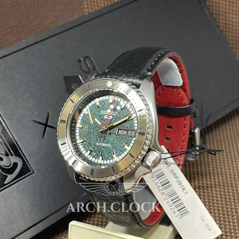 Годинник Seiko 5 Sports SRPJ91K1 Masked Rider Automatic Limited Edition, фото 8