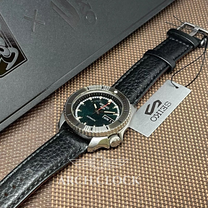 Годинник Seiko 5 Sports SRPJ91K1 Masked Rider Automatic Limited Edition, фото 14