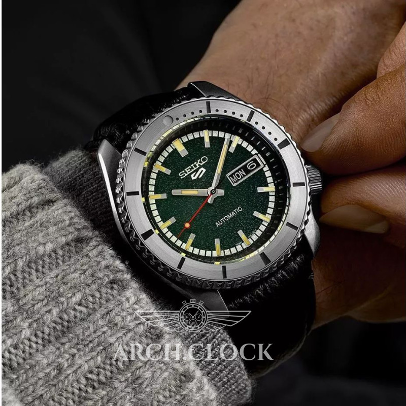 Годинник Seiko 5 Sports SRPJ91K1 Masked Rider Automatic Limited Edition, фото 4